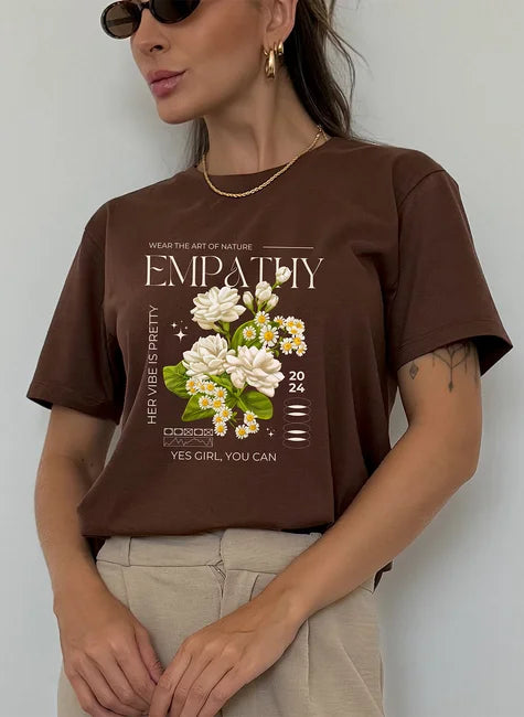 Camiseta Feminina Marrom Escuro Empathy